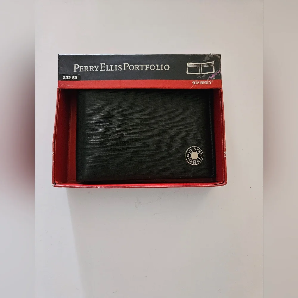 Perry Ellis Men's Leather Slim Bilfold Black #M-72